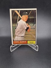 1961 TOPPS #265 TONY KUBEK - NEW YORK YANKEES Card