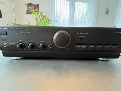 technics  Stereo Verstärker SU-A700 MK3 mit Fernbedienung - Bild 1 von 4