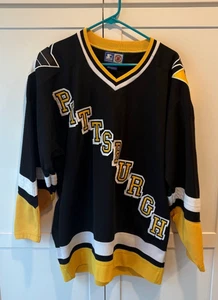 Vintage 1990's Starter Pittsburgh Penguins Stitched Letters Men's Black Jersey L - Picture 1 of 6