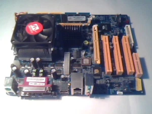 Placa madre Mercury KVM266PM-U Athlon XP2000+ Socket462 cargada - Imagen 1 de 7
