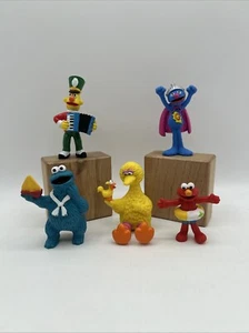 LOTE DE 5 FIGURAS DE PVC SESAME STREET DE COLECCIÓN TYCO, APLAUSE & MUPPETS Grover Elmo Bert - Imagen 1 de 24