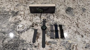Google Pixel Watch 3 - 45mm (LTE + WI-Fi /Bluetooth) - Matte Black - Fitbit - Zdjęcie 1 z 10