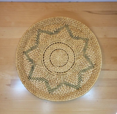 Round Rattan Grass Wicker Tray Shallow Basket Extra Large 16.5" Star Design - Image 1 of 4