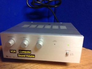 TOA 900 Series Amplifier A-901A - Picture 1 of 5