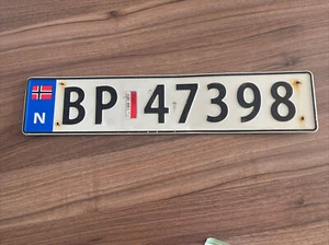 Norway License Plate. Asker and Bærum intact 2012 validation tag 🇳🇴 Norwegian - Picture 1 of 8