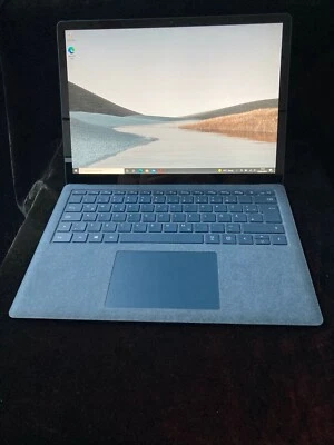 Microsoft Surface 3 Laptop, i5, 8GB, 256SSD in blue - Imagen 1 de 4