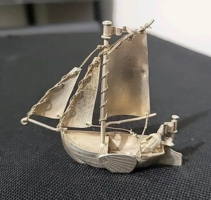 Antica miniatura olandese argento cinese spazzatura barca a vela miniatura firmata BRV12 - Foto 1 di 14
