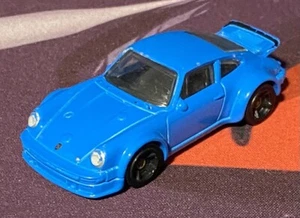 Hot wheels 2014 Porsche 934 Turbo RSR Malaysia  rolls straight  loose  - Picture 1 of 8