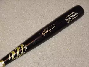 Murciélago firmado usado de Ryan Howard Marucci de los Filis de Filadelfia - Imagen 1 de 1