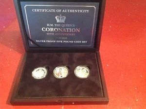 The Queen's Coronation 65th Anniversary SILVER Proof 3 Coin Set limited edition - Picture 1 of 12
