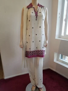 Readymade Indian Pakistani Punjabi bollywood embellished 3pc Salwar Kameez sz 42 - Picture 1 of 6
