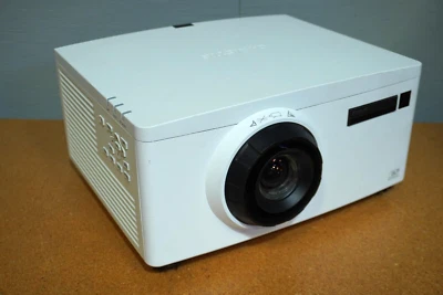 Christie DWU550-G DLP WUXGA Projector 5600 ANSI Lumens *Tested* - Image 1 of 4