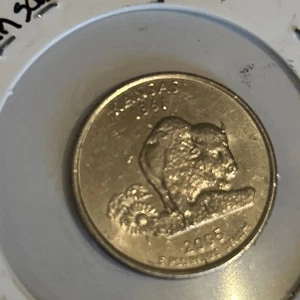 2005 D Kansas Quarter Detached Leg Error - Picture 1 of 5