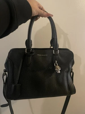 Alexander McQueen Pebbled Calfskin Padlock Tote Navy/Black - Image 1 of 4