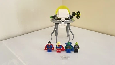 Lego 76040 Justice League Brainiac Attack (100% Complete) - Image 1 of 4
