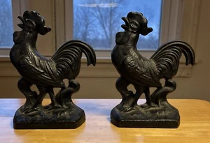 Vintage CAST IRON Pair ROOSTER BOOKENDS OR DOORSTOPS - Picture 1 of 6