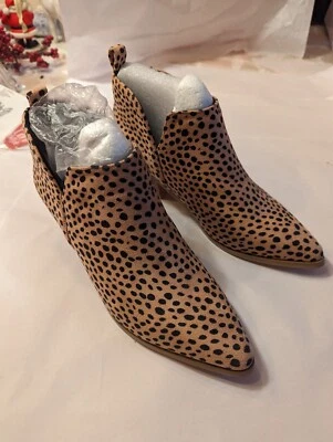 Botines para mujer talla 6 estampado de leopardo claro 2 pulgadas nuevos Foto 1 de 4