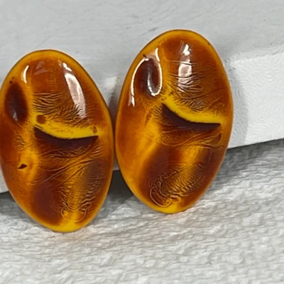 Vintage clip ceramic earrings. - Image 1 of 4