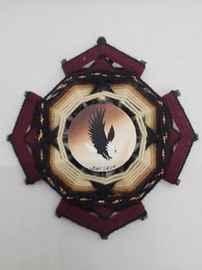 Piccola testa di Nava mandala aquila firmata filato tessuto arte da parete vintage - Foto 1 di 6