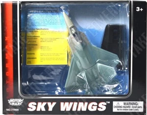 Motormax Skywings - F-22 Raptor - Diecast USAF Stealth Jet Aircraft Toy - Picture 1 of 5
