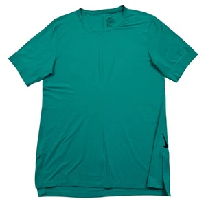 Nike Yoga Men's Dri-Fit Size M Slim Fit Green Performance Shirt BV4034-370 - Picture 1 of 11