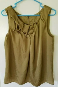 ANN TAYLOR Loft Sz M Sleeveless Golden Green Pleated Tank Top - Picture 1 of 4