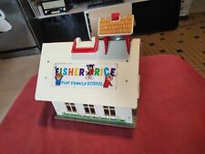 Nouvelle annonceFisher Price Ecole des années 70 TBE Play Family School