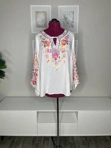 Camisa Savanna Jane Para Mujer 1X Blanca Boho Campesina Bordada Cuello en V Túnica - Imagen 1 de 7