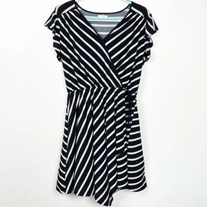 Wickelkleid Maurices Größe Large schwarz gestreift Kurzarm assymetrischer Saum - Bild 1 von 8