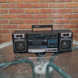 Sony CFS-1010 AM/FM Boombox Radio Cassette Player Cassette-Corder Auto Reverse - Picture 1 of 16