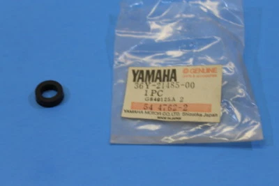 PIEZA AMORTIGUADOR GOMA YAMAHA FJ1100 FJ1200 NUEVO # 36Y-21485-00-00 Foto 1 de 4