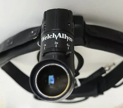 Farol de procedimento WelchAllyn 49000 + bateria recarregável + estojo e carregador - Imagem 1 de 4