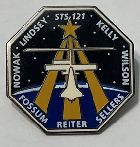 NASA STS-121 Cloisonné Enamel Push Pin  - Picture 1 of 2