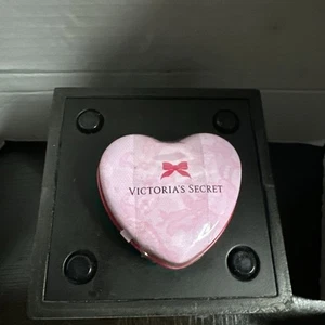 Victoria's Secret  Cinnamints  Breath Mints .6 oz Package Heart Vintage - Picture 1 of 3