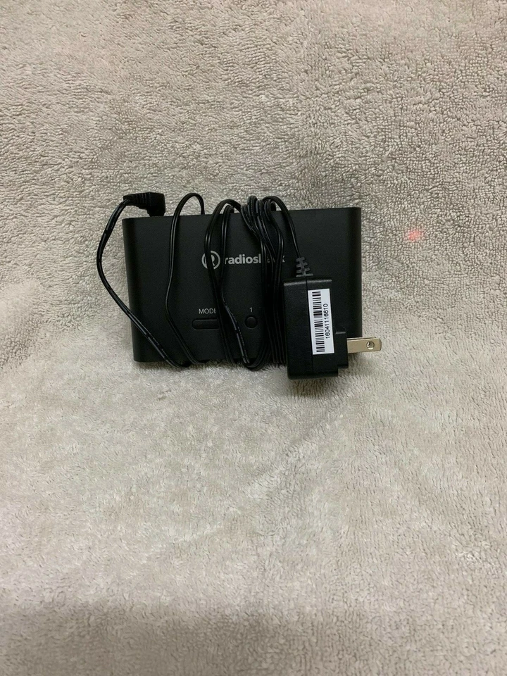 RADIOSHACK HDMI SELECTOR SWITCH 2 IN / 1 OUT 1500468 - Image 1 of 1
