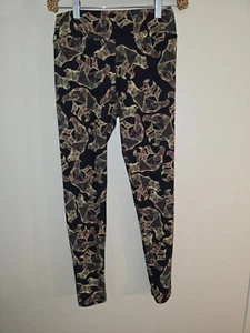 Women's LuLaroe Leggings One Size Bear & Geometric Print Multicolor Pre-owned - Picture 1 of 10