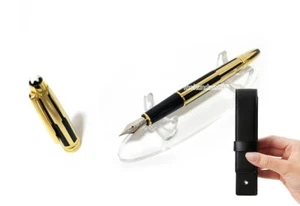 Montblanc Meisterstuck Solitaire 35979 Gold & Black Fountain Pen with Pouch - Picture 1 of 7