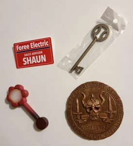 Bam Horror Box Lot of 4 Prop Replicas - Shaun of the Dead/Sleepy Hollow + more - Picture 1 of 2