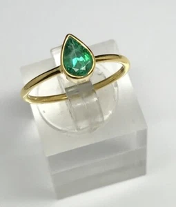 9ct gold emerald ring, UK size N 1/2, pear, solitaire, 7 x 5mm, ~0.50CT. New. - Picture 1 of 12