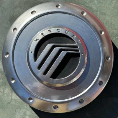 Tapa central Mercury Mountaineer 02-07' parte # 3L24-1A096-DA 01 Foto 1 de 3