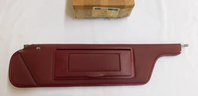 Nuevo de Lote Original Ford 1974 1975 1976 Lincoln Mark IV Parasol Town Car Borgoña Foto 1 de 4