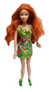 Barbie Mattel 2004 come edera velenosa DC Comics #H1668 capelli rossi - Foto 1 di 5