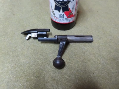 Mossberg 320B.22 步枪螺栓 Assy,完整,带帽,美国 ~ 很好🤠MB10.20.25 — 第 1/4 张图片