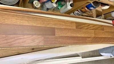 Tableros de suelo con panel de madera de roble Foto 1 de 4