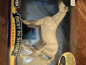 2009 Breyer Best In Show Classics NO 902 NIB - Picture 1 of 9