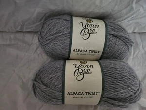 Yarn Bee, Alpaca Twist, Silver, 2 Skeins, 3.5 oz and 175 yds each - Picture 1 of 3