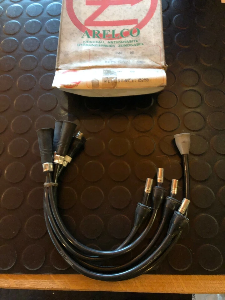 FAISCEAU ALLUMAGE  15259 ARELCO POUR  DAF55    NEUF - Immagine 1 di 1