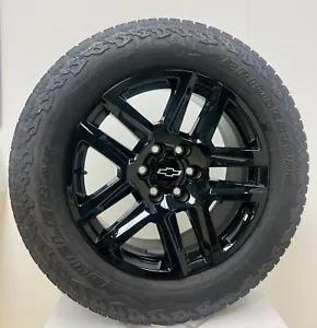 20" Chevy Silverado Black Trail Boss OEM Wheels Bridgestone AT Tire TPMS LUG NUT - Picture 1 of 2