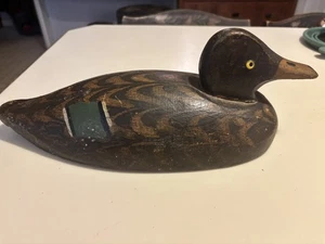 ANTIQUE  DUCK  DECOY CARVED WOOD GLASS EYES  FOLK ART American Primitive 1900 - Picture 1 of 19