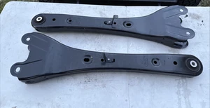 Take Off Radius Arms 23 24 25 Ford Super Duty F250 F350 F450 under 500 Miles - Picture 1 of 19